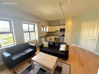 6 The Lakes Village, Hill Road, Killaloe, Co. Clare - Image 2