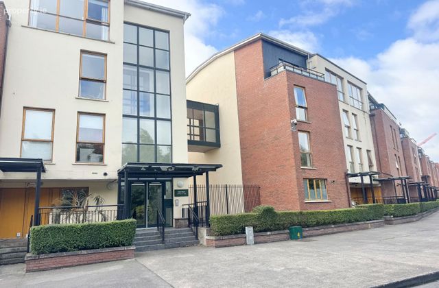69 Park View, River Road, Ashtown, Dublin 15 - Click to view photos