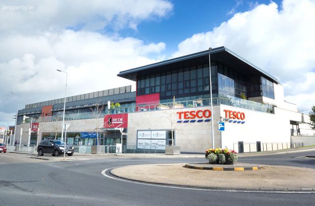Cashel Town Shopping Centre, Cashel, Co. Tipperary - Click to view photos