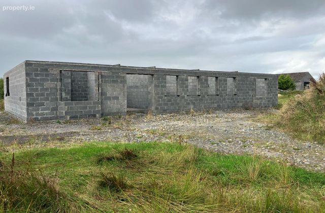 Shanballymore, Garrafrauns, Dunmore, Co. Galway - Click to view photos