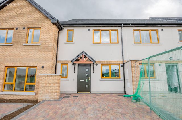 2 Bed Mid Terrace, The Elms, Drogheda, Co. Meath - Click to view photos