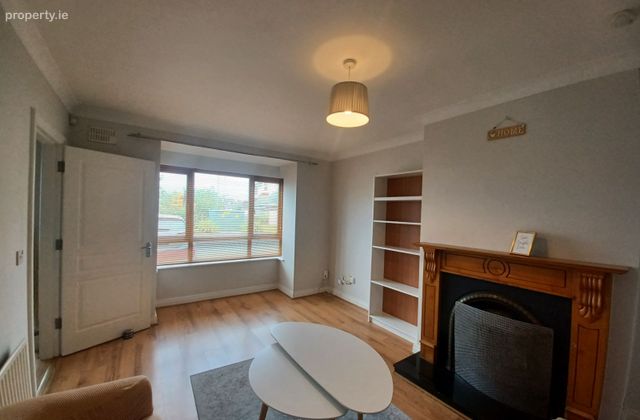 Drisin, Ballymoneen Road, Knocknacarra, Co. Galway - Click to view photos