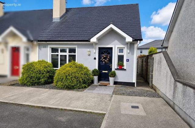 12 Kilkeevin Park, Castlerea, Co. Roscommon, Castlerea, Co. Roscommon - Click to view photos