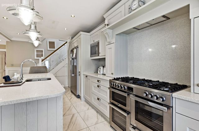 74 Lohunda Downs, Clonsilla, Dublin 15 - Click to view photos