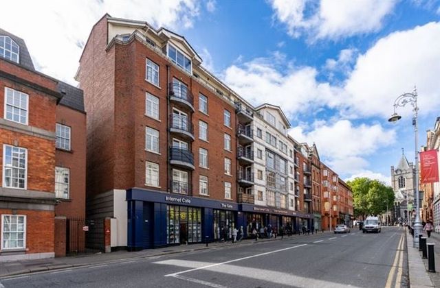 Castle Gate Apartments, Dublin 2 - Click to view photos