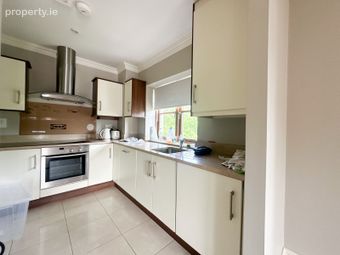 Cairnbrook Avenue, Carrickmines, Dublin 18 - Image 4
