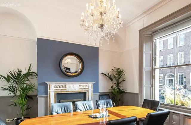 Fitzwilliam Square, Dublin 2 - Click to view photos