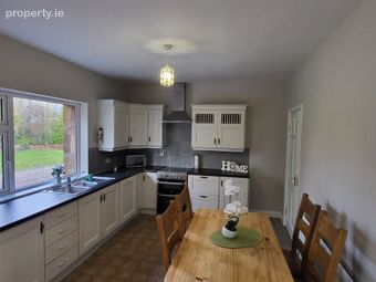 Teachers Lodge, Ownagarry, Killorglin, Co. Kerry - Image 5