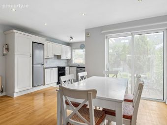 28 Wainsfort Manor Crescent, Dublin 6w, Terenure, Dublin 6w - Image 5