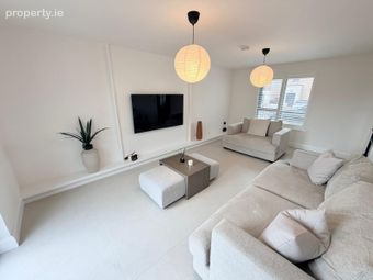44 The Green, Belview Wood, Maryborough Ridge, Douglas, Co. Cork - Image 4
