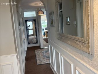 22 Seabank Court, Marine Parade, Glasthule, Co. Dublin - Image 3