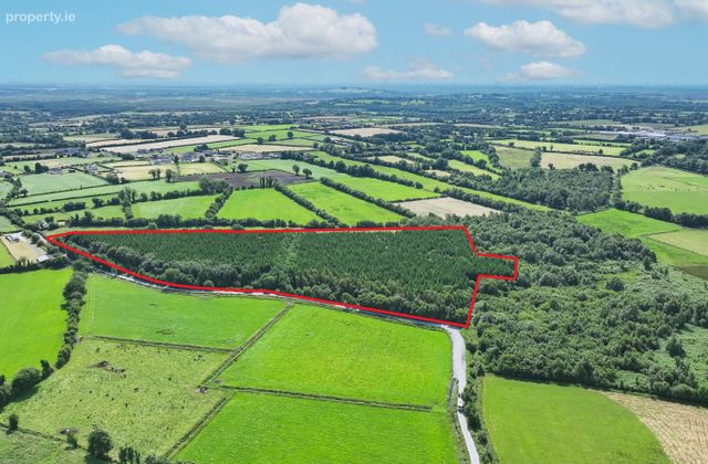 Croghan, Rhode, Co. Offaly - Click to view photos