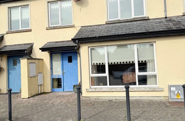 Garville Court , Woodstock, Shanaway, Ennis, Co. Clare - Click to view photos