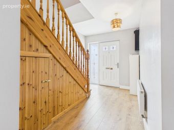12 Elm Park, Carraig An &Aacute;ird, Waterford City Centre, Co. Waterford - Image 2