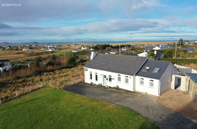 Lunniagh, Derrybeg, Derrybeg, Co. Donegal - Click to view photos