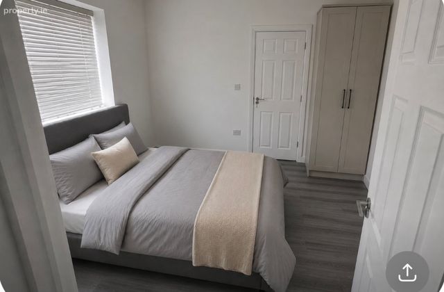 Camac Park, Dublin 12, Bluebell, Dublin 12 - Click to view photos