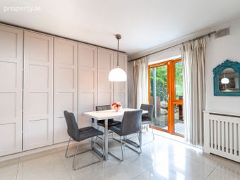 Brennanstown Square, Dublin 18, Cabinteely, Dublin 18 - Image 2