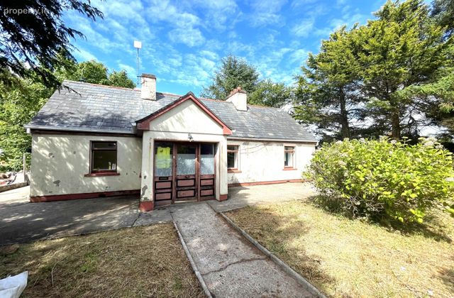 Roe, Kilmeena, Westport, Co Mayo, Kilmeena, Co. Mayo - Click to view photos