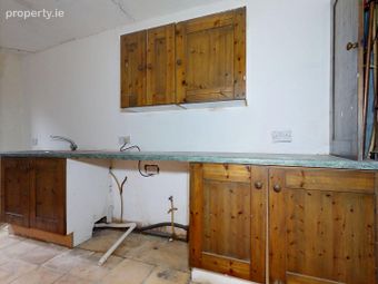 92 Knockaphunta Park, Castlebar, Co. Mayo, Castlebar, Co. Mayo - Image 5