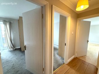 Apartment 13, Whitehall Square, Walkinstown, Dublin 12 - Image 5