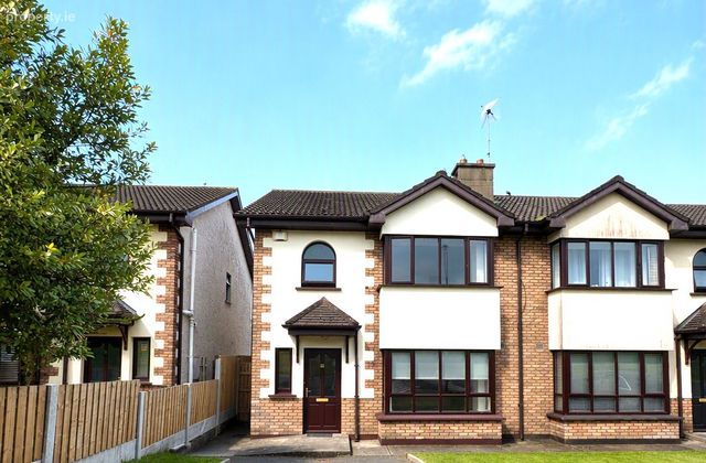 8 The Avenue, Bellfield, Ferrybank, Kilkenny, Co. Kilkenny - Click to view photos