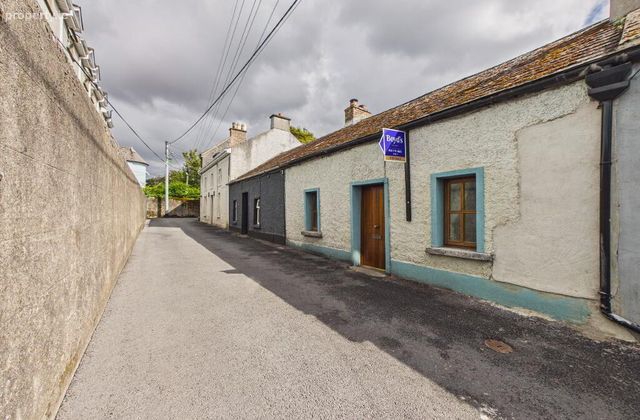 5 Loreto View, Kilkenny, Kilkenny, Co. Kilkenny - Click to view photos