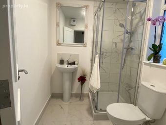 North Circular Road Studio, North Circular Road, Dublin 7 - Image 4