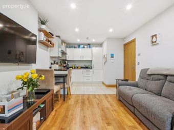 Apartment 19, Laurel House, Carrickmines, Dublin 18 - Image 2