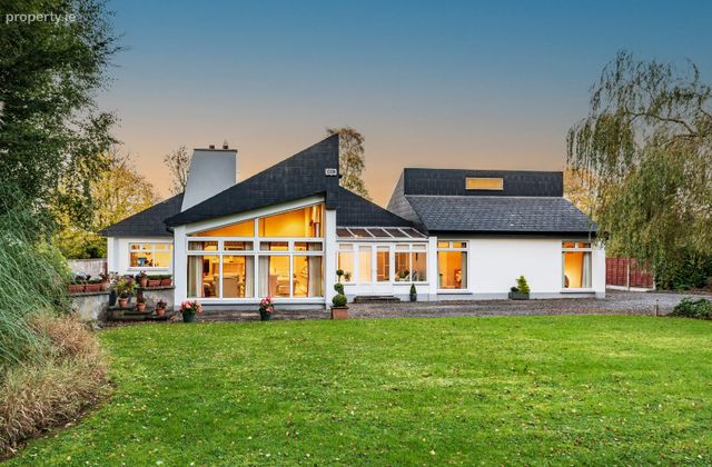 Thomastown, Caragh, Naas, Co. Kildare - Click to view photos