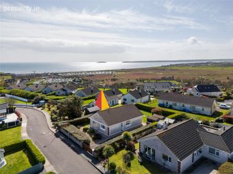 42 Summerdale Lawn, Ballyclamasy, Youghal, Co. Cork