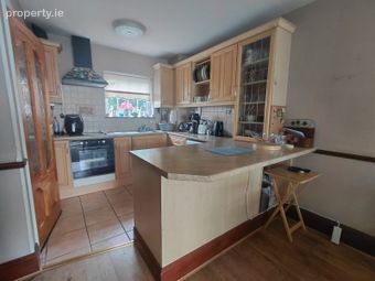 8 James Connolly Park, Tipperary Town, Co. Tipperary - Image 3
