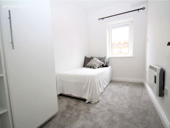 Apartment 28, Augustine Court, Christchurch, Dublin 8 - Image 3