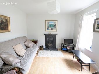 14 Westway, Grange Manor, Ovens, Co. Cork - Image 4