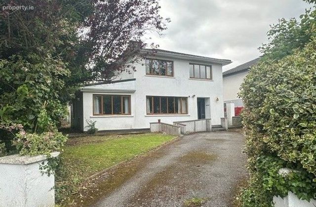Rushmere, Cabra Road, Thurles, Co. Tipperary - Click to view photos