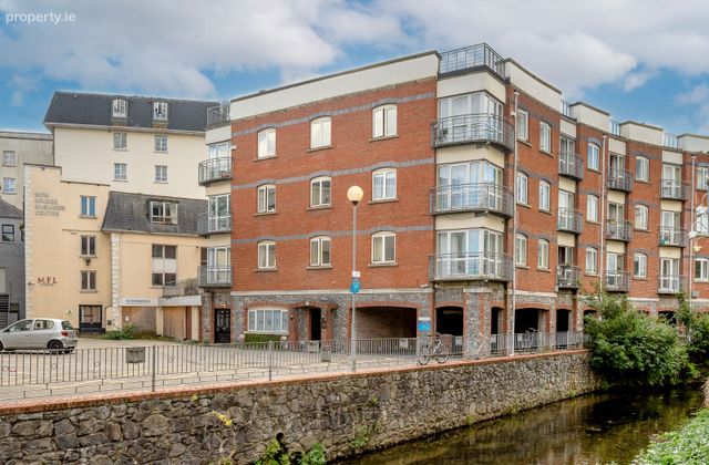 32 Bow Bridge House, Kilmainham, Dublin 8 - Click to view photos