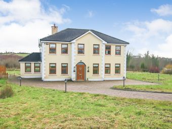 Clenahoo House, Leitrim Road, Carrick-on-shannon, Co. Leitrim, Carrick-on-Shannon, Co. Leitrim