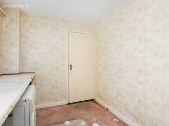 71 Sarsfield Park, Lucan, Co. Dublin, Lucan, Co. Dublin - Image 4