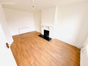 69 Rockview, Deerpark Road, Cashel, Co. Tipperary - Image 4