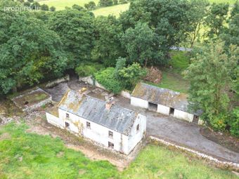 Doyle's Crossing On 1.4 Acres, Carrowmoney, Four Roads, Co. Roscommon