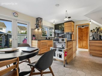 112 Old Bawn Road, Oldbawn, Dublin 24 - Image 2