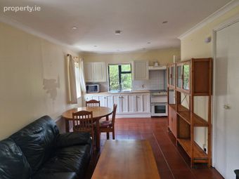 8 Rosbawn, Tinahely, Co. Wicklow - Image 3