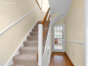 49 Brookvale Downs, Rathfarnham, Terenure, Dublin 6 - Image 2