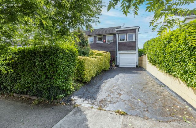 197 Barton Road East, Dublin 14, Dundrum, Dublin 14 - Click to view photos