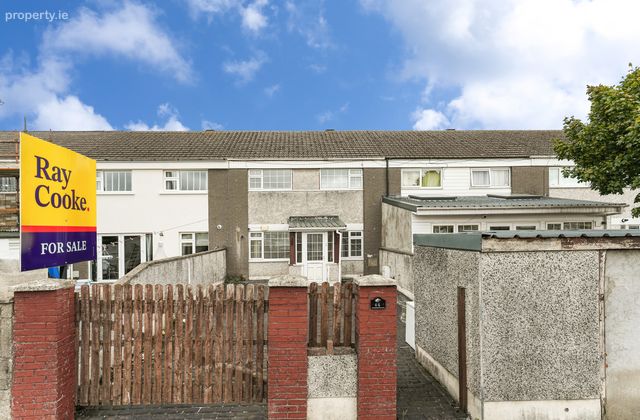 44 Coultry Gardens, Ballymun, Dublin 9, Ballymun, Dublin 9 - Click to view photos