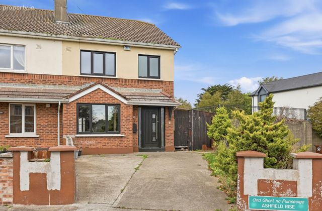 50 Ashfield Rise, Balbriggan, Balbriggan, Co. Dublin - Click to view photos