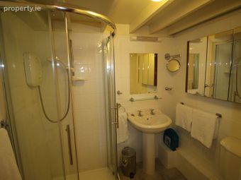 Flat 5, 30 Elgin Road, Ballsbridge, Dublin 4 - Image 2
