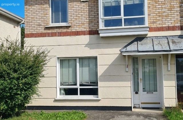 Riverwood Court, Dublin 15, Coolmine, Dublin 15 - Click to view photos