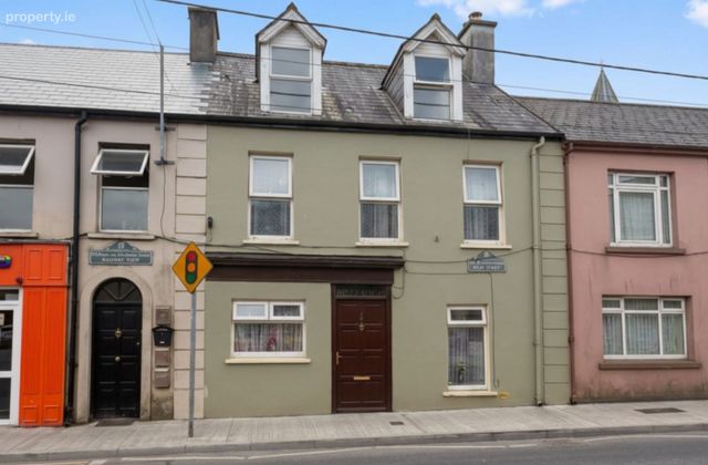 46 Main Street, Macroom, Co. Cork - Click to view photos