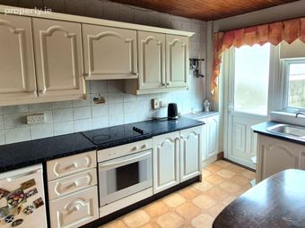 14 Clonshaugh Crescent, Clonshaugh, Dublin 17 - Image 5