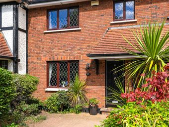 95 Tudor Lawns, Foxrock, Dublin 18, Co. Dublin, Foxrock, Dublin 18 - Image 2
